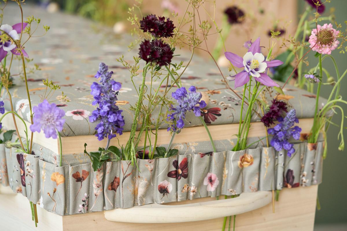 Bloemenband Veldbloemenband Van Wijk Uitvaartkisten