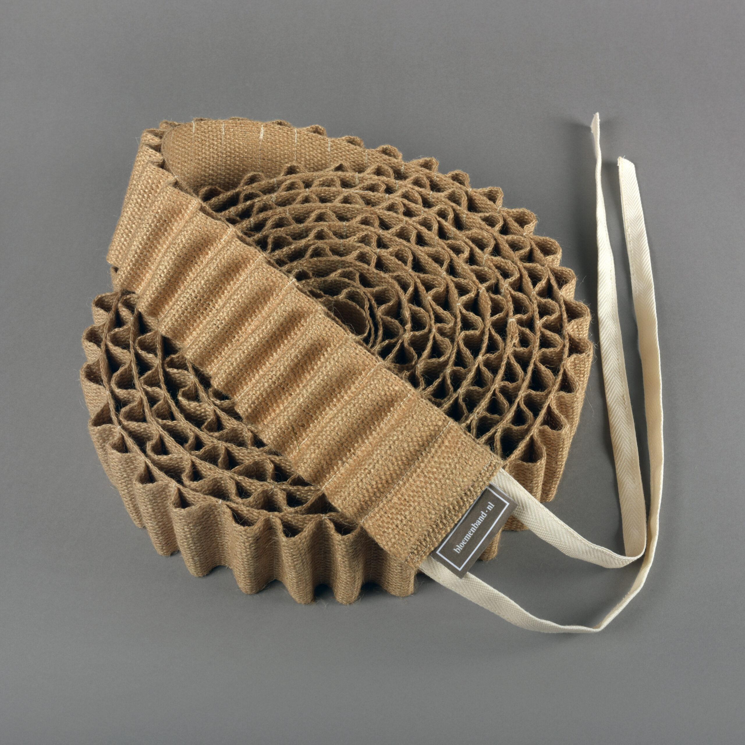 Bloemenband Jute voor om de uitvaartkist